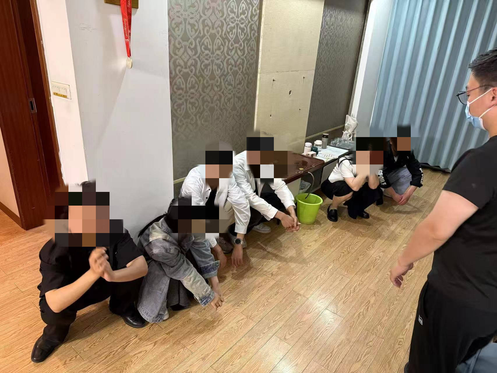 武汉警方摧毁特大传销团伙<strong></p>
<p>德商币</strong>,涉案金额逾千万元