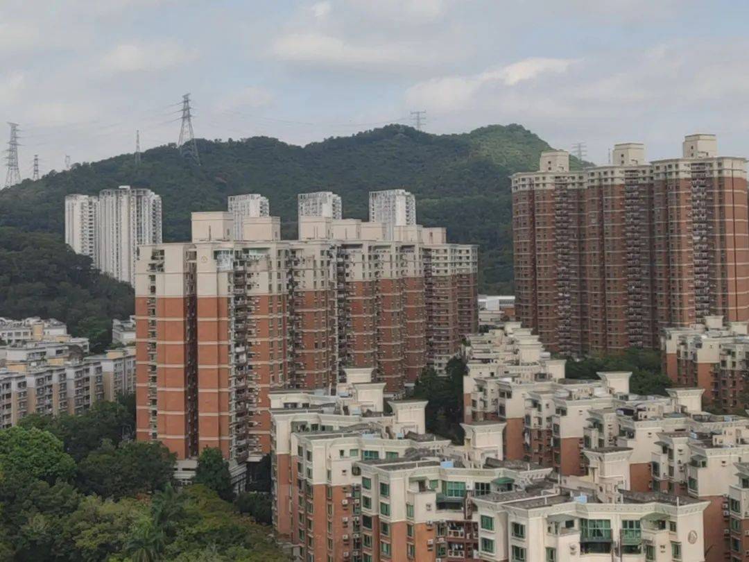 “一小时飞过8架”“感觉屋在抖”！深圳有小区遭遇<strong></p>
<p>炒币在哪里炒呢</strong>，市民：睡不着