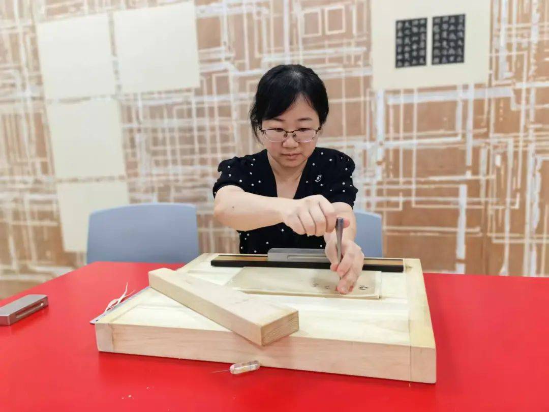 “冷板凳”一坐18年<strong></p>
<p>炒币在哪里炒呢</strong>！41岁厦门女子：要一直坐下去