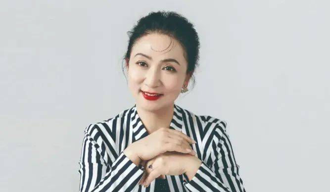 国家一级演员陈丽云<strong></p>
<p>红币网</strong>，被逮捕