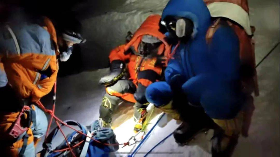 珠峰“救人者”范江涛:救下一条命<strong></p>
<p>币圈话术</strong>,煎熬七百天