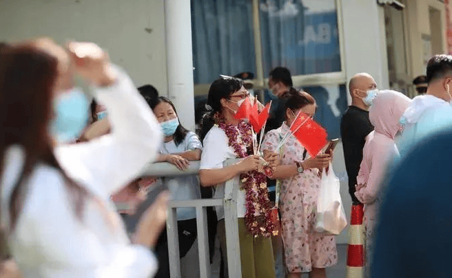 女子请假陪孩子高考被开除<strong></p>
<p>币圈话术</strong>,称领导口头同意!公司不认:旷工!官司一路打到高院……