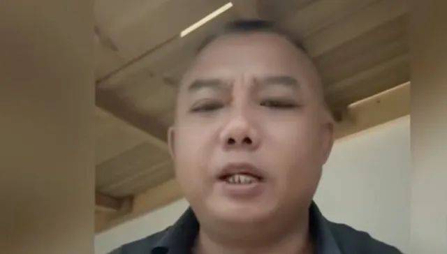 毒蛇科普博主单日涨粉190万<strong></p>
<p>币圈话术</strong>，被质疑“借三亚女游客事件炒作”！本人回应