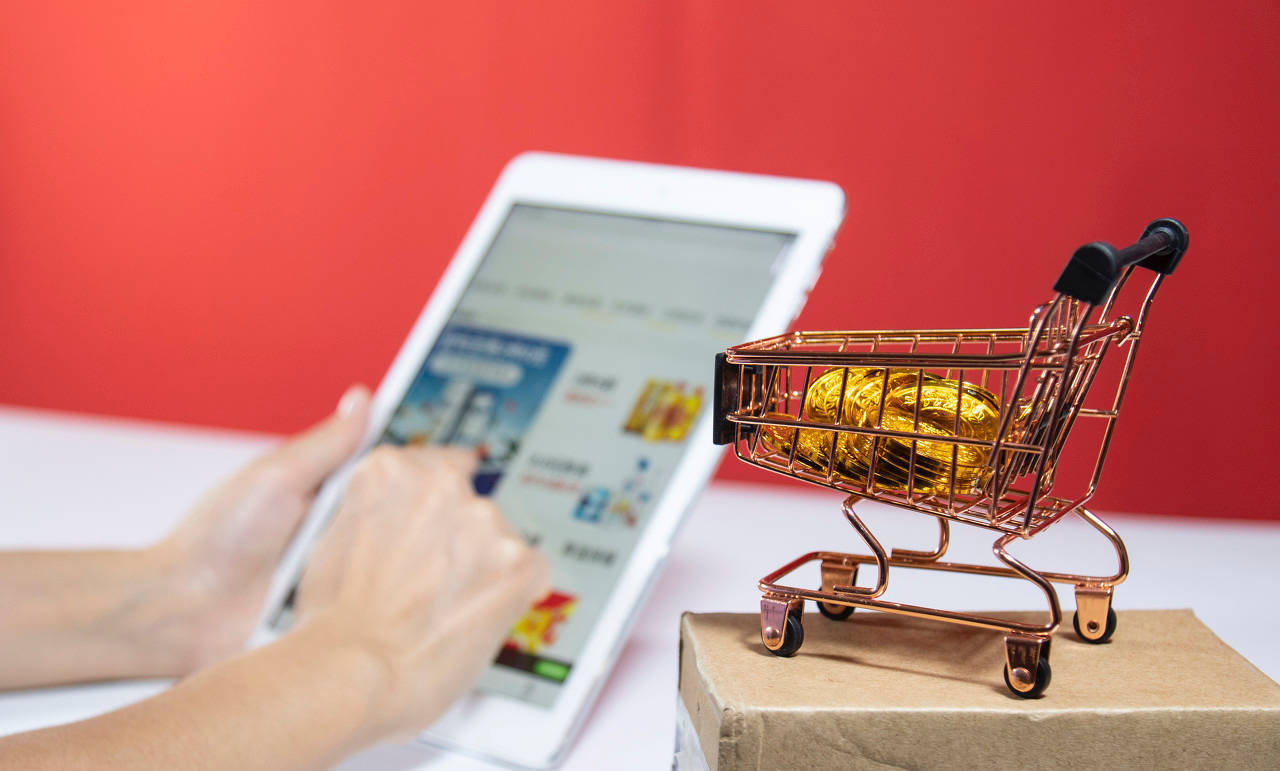 连续4个月提“涨工资”<strong></p>
<p>炒币自白</strong>,背后有何深意?