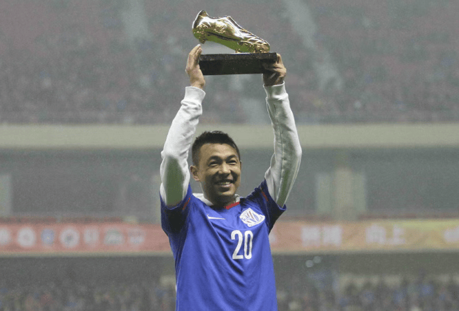 前国脚发声:国足工资只有日韩三分之一<strong></p>
<p>追币网</strong>,再降就没人踢了!