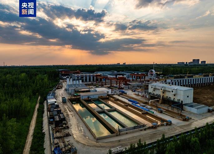 世界最大直径<strong></p>
<p>丝路币</strong>!“山河号”盾构机在山东顺利穿越黄河