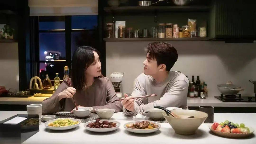 “包月800<strong></p>
<p>丝路币</strong>，不谈恋爱”，上门做饭的年轻人有多抢手