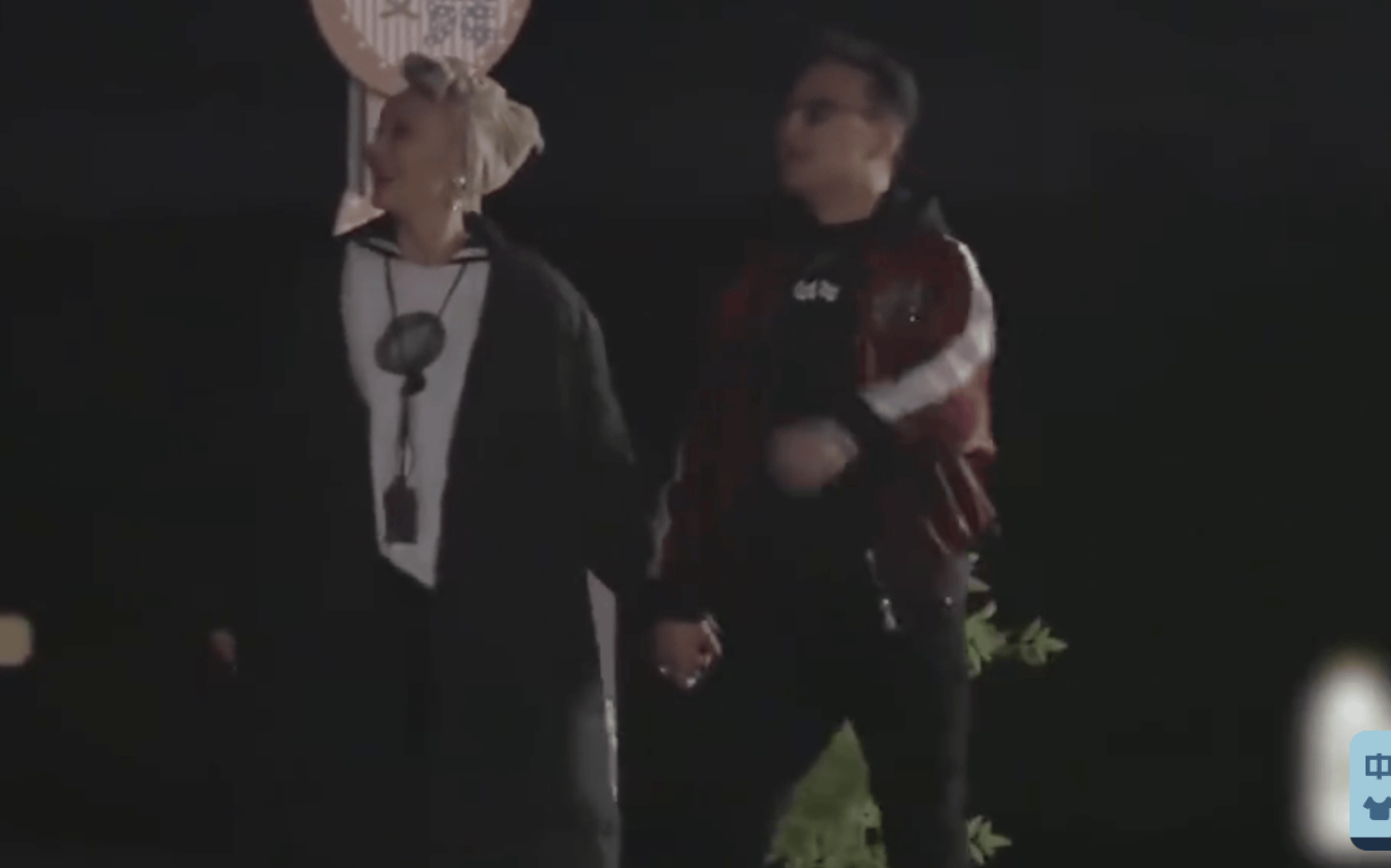 54岁汪峰与53岁宁静传绯闻<strong></p>
<p>丝路币</strong>,汪峰晒34岁正牌女友合照辟谣