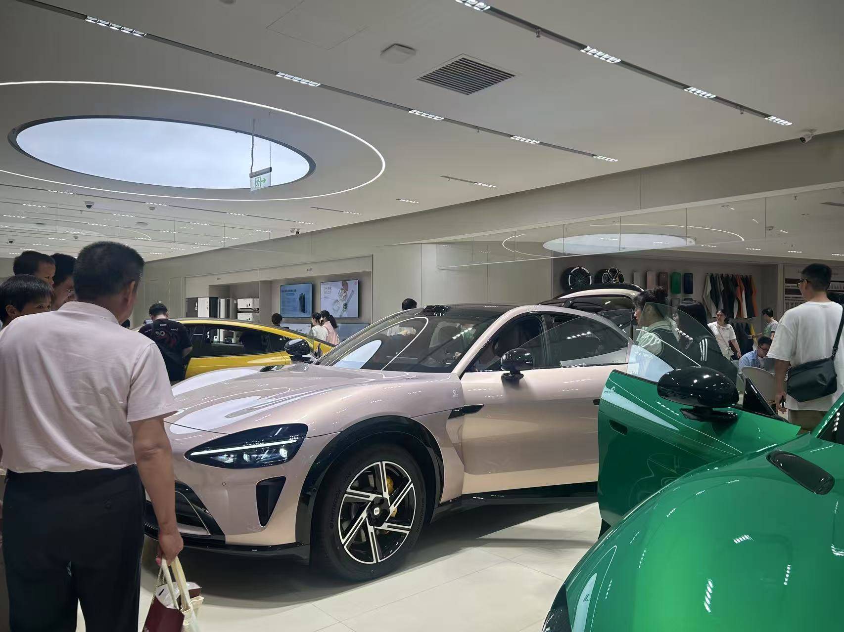 小米YU7上市72小时：“锁单+1”刷屏工作群<strong></p>
<p>特币etf</strong>，提车时间最长超一年，雷军直面“产能挑战”？