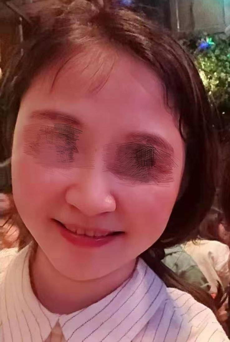 女校长涉嫌诈骗数千万后跳江身亡<strong></p>
<p>舍币</strong>,29人起诉其父等三被告案将于8日二审开庭