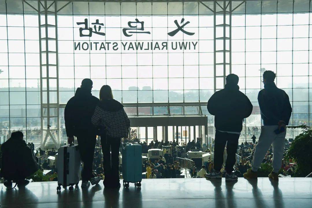 Labubu爆火之后<strong></p>
<p>舍币</strong>，去义乌的年轻人赚翻了