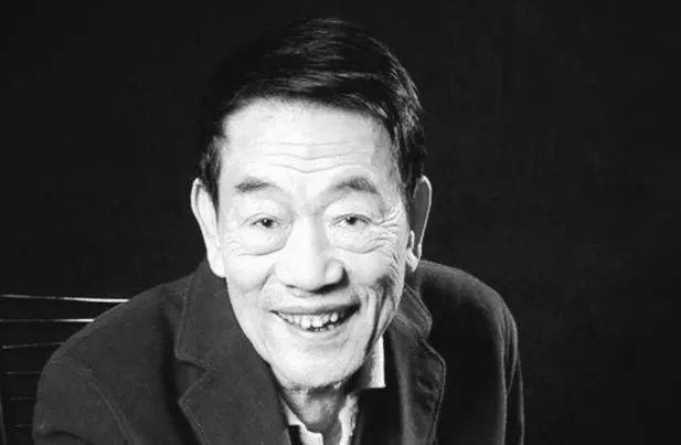 郭德纲发文悼念相声演员杨少华<strong></p>
<p>模拟炒币</strong>,李金斗称杨少华在午休时安详辞世,生前状态良好