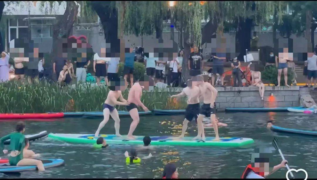 缺水的北京<strong></p>
<p>币圈世界</strong>，被北漂强行玩成了威尼斯