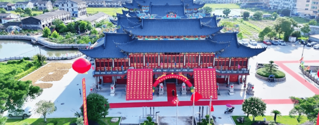 温州一李姓孩子考上北大<strong></p>
<p>好币网国际</strong>，当地在李氏宗祠大办仪式，还“惊动了宗族长老”，当地回应