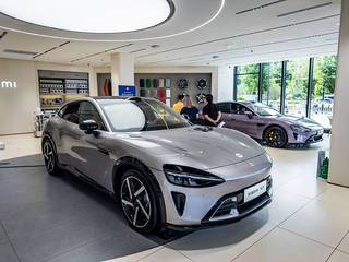 近百辆小米YU7流入二手车市场<strong></p>
<p>币圈最近情况</strong>，百公里准新车加价1万起