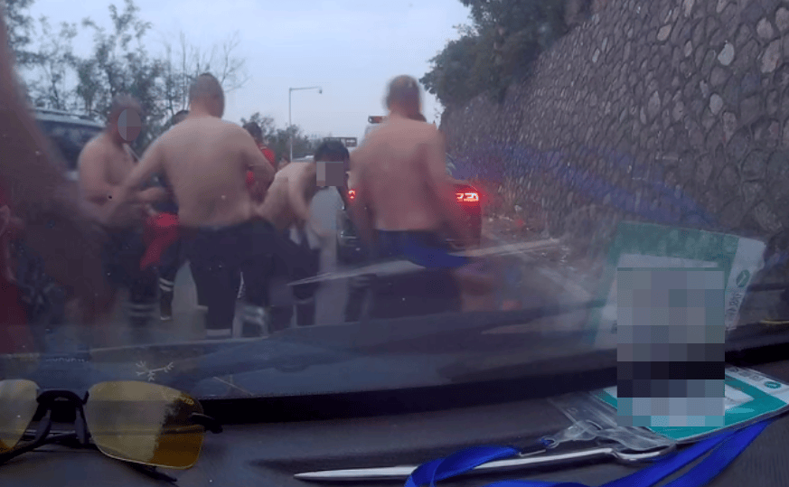 男子称受雇搜救后遭其他救援队多人殴打 涉事救援队:已处分打人者<strong></p>
<p>币市行情</strong>,相关部门介入调查