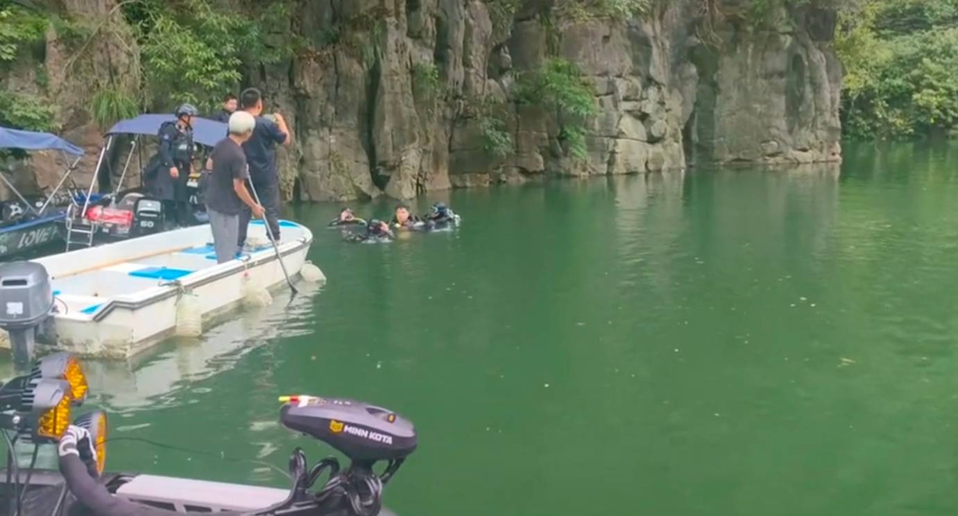 湘西男子水下失联5日成功获救！更多细节：敲石头发出求救声<strong></p>
<p>乐币lt</strong>，被救起时氧气只剩4%