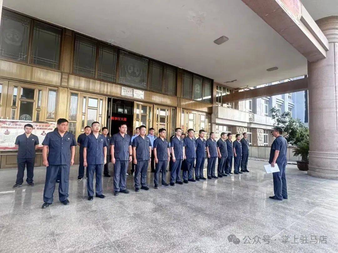 现场画面曝光！河南驻马店出动多名干警<strong></p>
<p>爱币投</strong>，多人被带走！