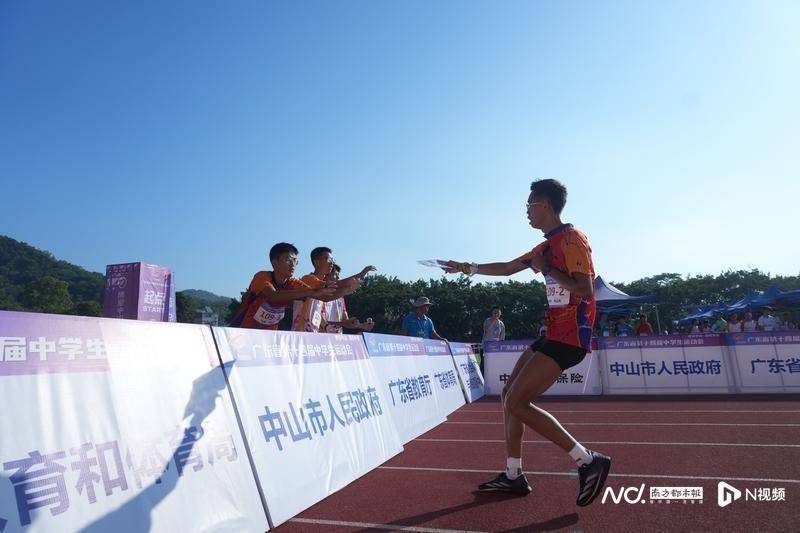 再破纪录<strong></p>
<p>人气币</strong>!中山李依频摘得女子50米自由泳金牌