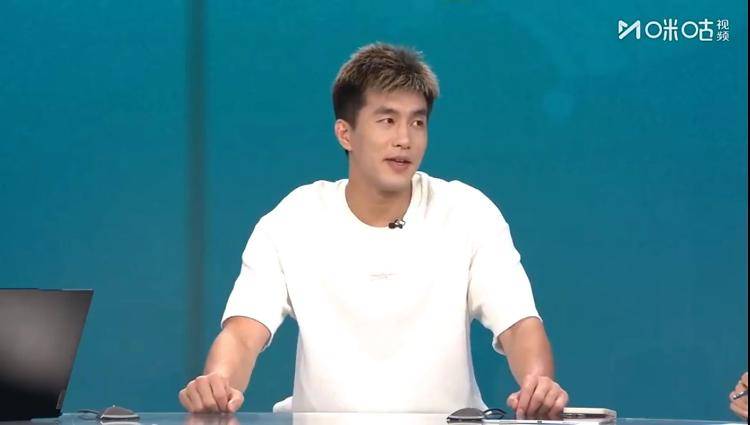 31岁郭艾伦直言想回国家队<strong></p>
<p>黄埔军校</strong>,但应该没什么机会了,此前眼睛被队友误伤,缝了40多针