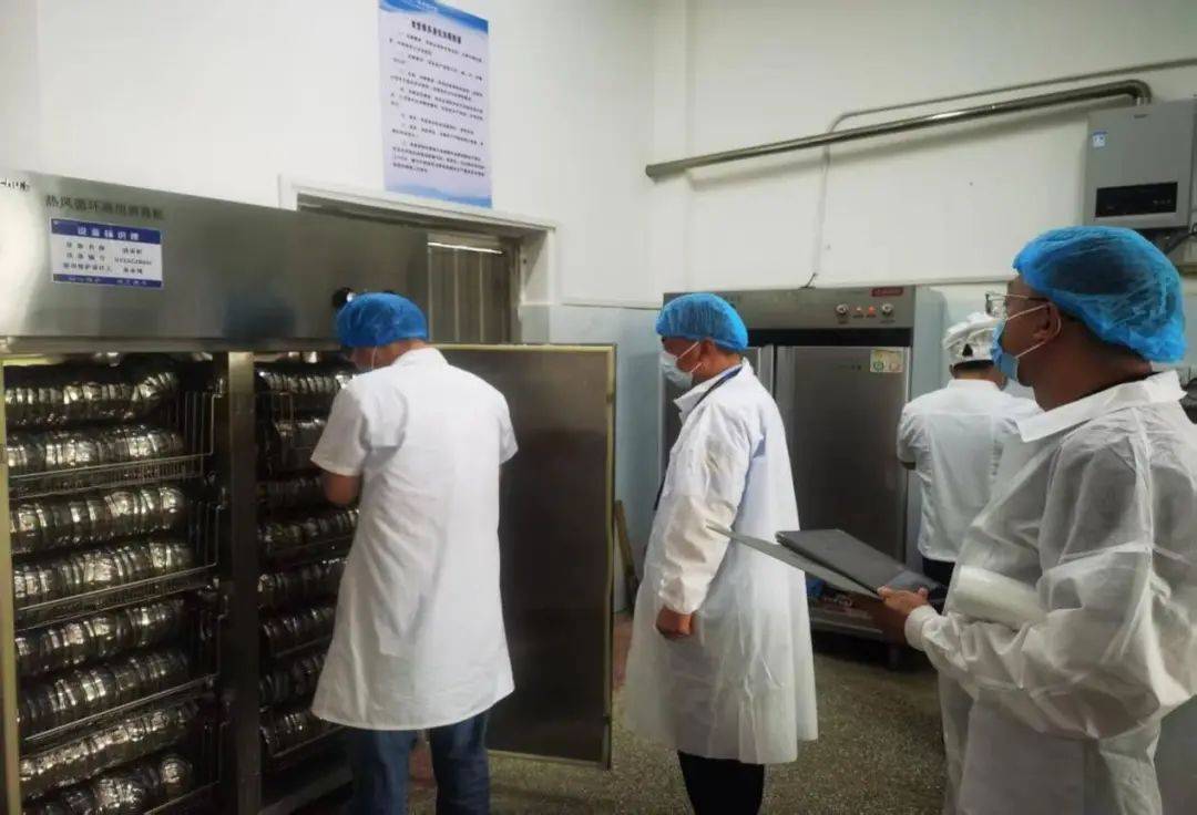 【县市动态】老河口:开展夏季餐饮具专项抽检把好餐桌安全源头关