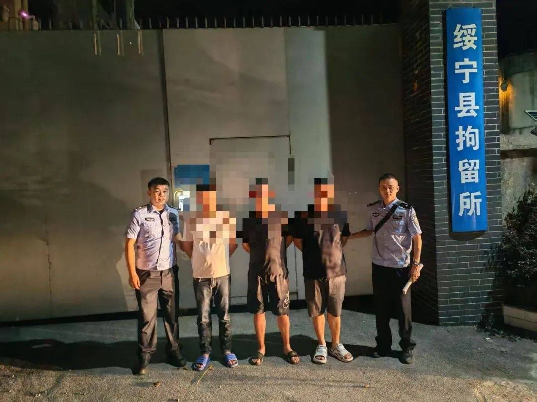 广东2电动车马路上对峙“斗气”从天亮到天黑<strong></p>
<p>炒币必备软件</strong>,交警回应:将调取事发路段监控依规处理