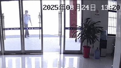 安徽一钓鱼佬钓到一条1米长20斤的“大鱼”<strong></p>
<p>网络币还能交易</strong>，赶紧送到派出所，民警：放生！