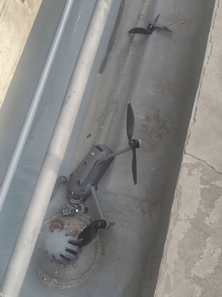 上海环球金融中心楼顶无人机对撞！对话管理方：9年已坠95架<strong></p>
<p>币多多交易</strong>，楼顶“风洞”成黑飞重灾区！