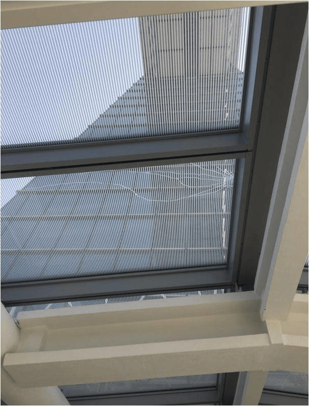 上海环球金融中心楼顶无人机对撞！对话管理方：9年已坠95架<strong></p>
<p>币多多交易</strong>，楼顶“风洞”成黑飞重灾区！