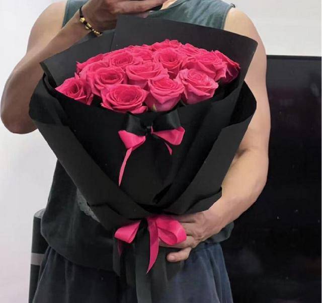 七夕不送玫瑰改送花菜<strong></p>
<p>智能炒币软件</strong>！这一届年轻人“反套路”重新定义浪漫