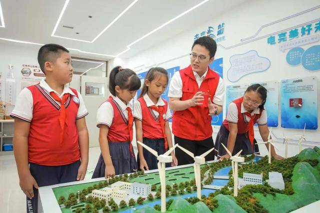 河北石家庄:电“亮”开学第一课 用心护航开学季