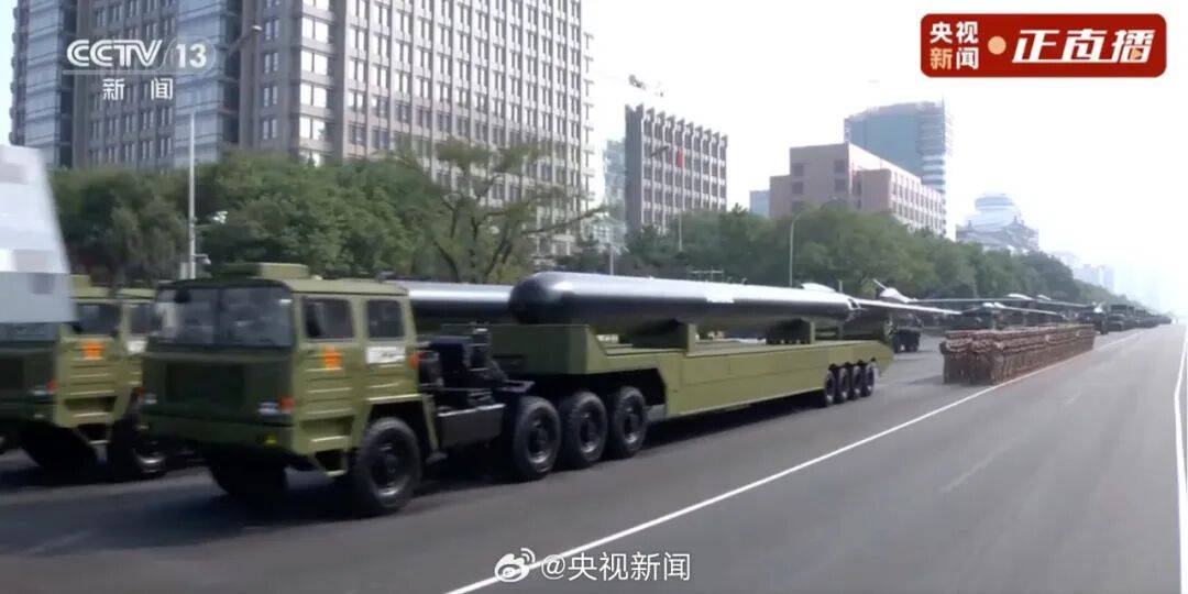 东风-61、巨浪-3、折叠翼预警机、歼-20S<strong></p>
<p>炒币子</strong>,画面披露!