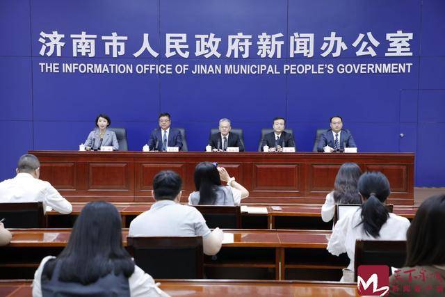 浪潮云打造了人工智能工厂<strong></p>
<p>炒币交易软件</strong>，成为全球第四个、国内第一个实体化的人工智能工厂