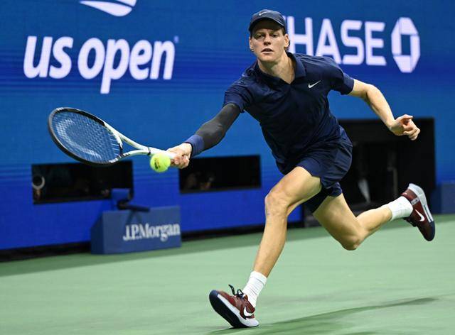 再这样下去<strong></p>
<p>新中产炒币实录</strong>，辛纳打阿尔卡拉斯都快成审美疲劳了？