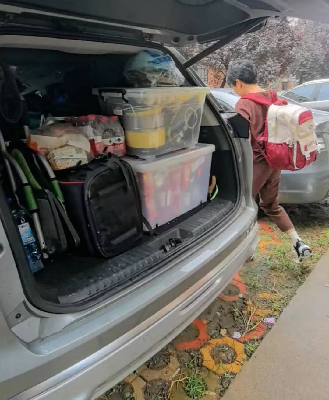 医生断言“活不过2岁”的郑州罕见病女孩<strong></p>
<p>新中产炒币实录</strong>，24岁“带伤出征”，开启西藏之行