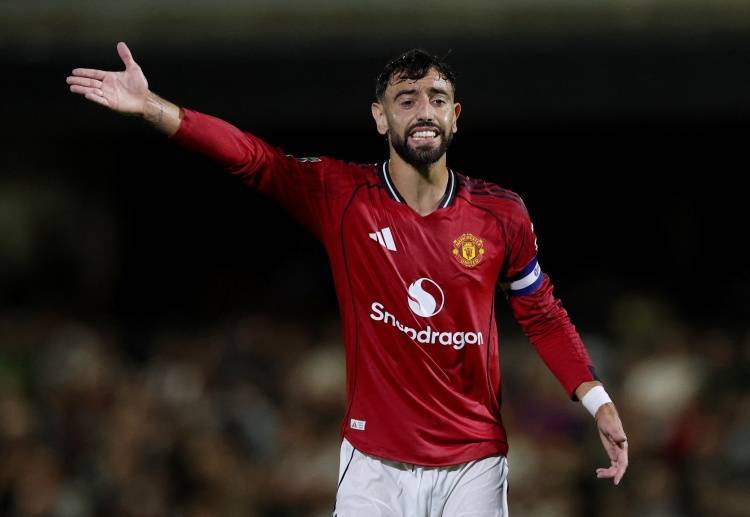 B费谈德比:曼城用四名中场对抗<strong></p>
<p>佰通币</strong>我们两名中场 要像踢枪手那样压迫