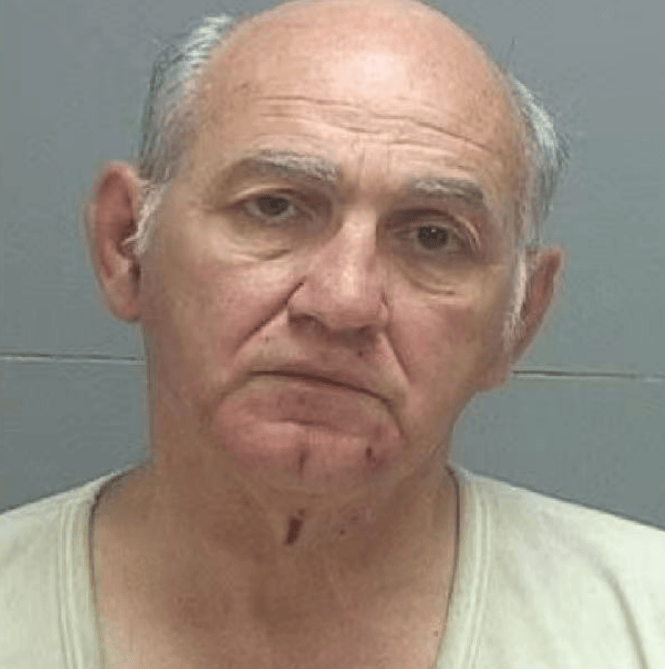 71岁老翁自称射杀柯克系为掩护枪手逃跑<strong></p>
<p>炒币亏</strong>,因干扰调查被捕 真凶:疯狂的老家伙