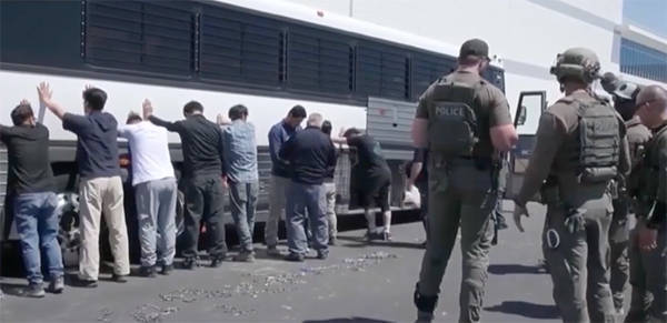 韩国总统李在明声称:看到中俄朝走近<strong></p>
<p>币币交易系统</strong>,我们很难做