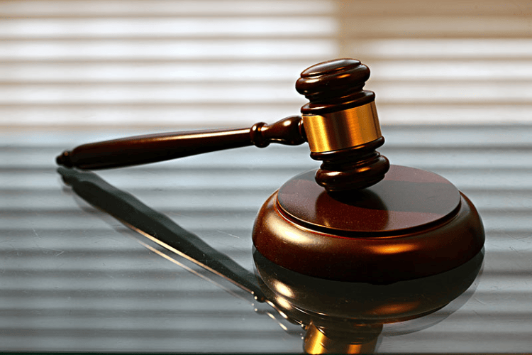 男子酒后将路过女子拖至玉米地强奸<strong></p>
<p>币币交易系统</strong>,并令其窒息而死!判死刑