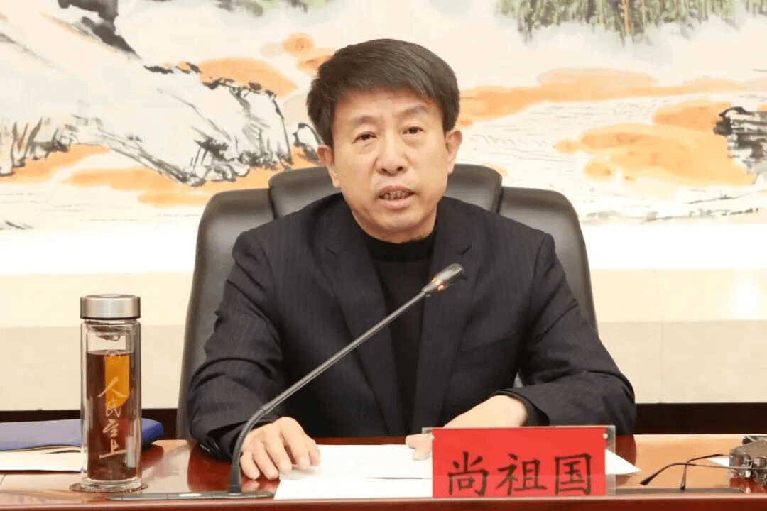 中纪委连发11人被查<strong></p>
<p>引力币</strong>,副部级“老虎”落马