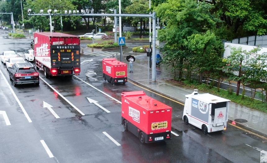 从港口到云端<strong></p>
<p>引力币</strong>,深圳跑出现代物流“加速度”