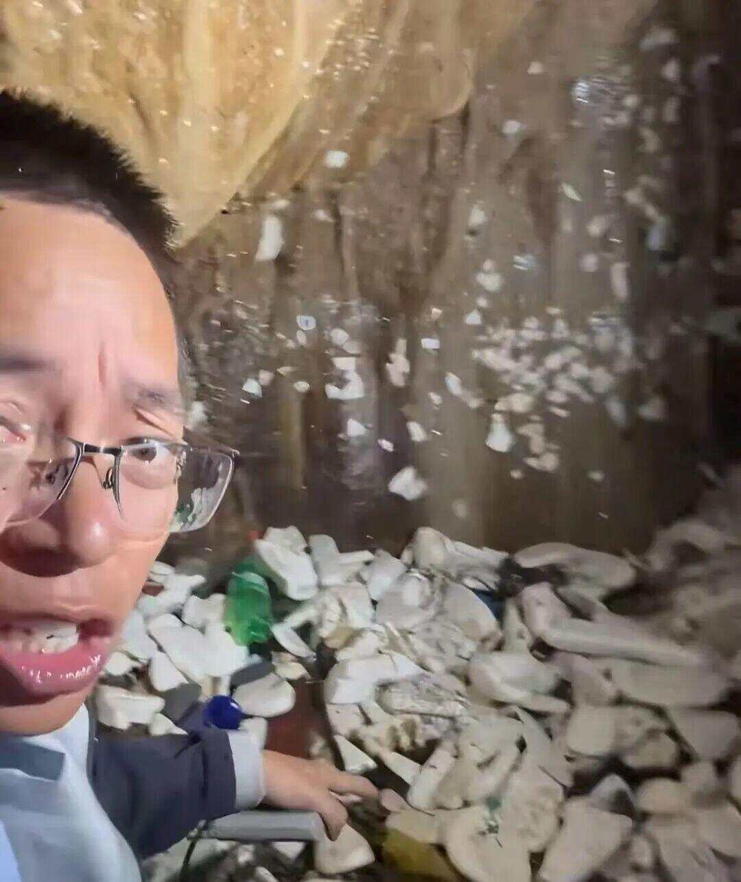 网友曝光溶洞垃圾成山、粪便满地<strong></p>
<p>cbb炒币吧</strong>，“至少十层楼高”！官方通报