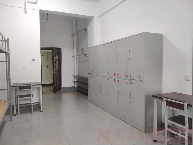 从8人间到夫妻房<strong></p>
<p>麦奇币行情</strong>,郑州富士康员工幸福安居“进行时”