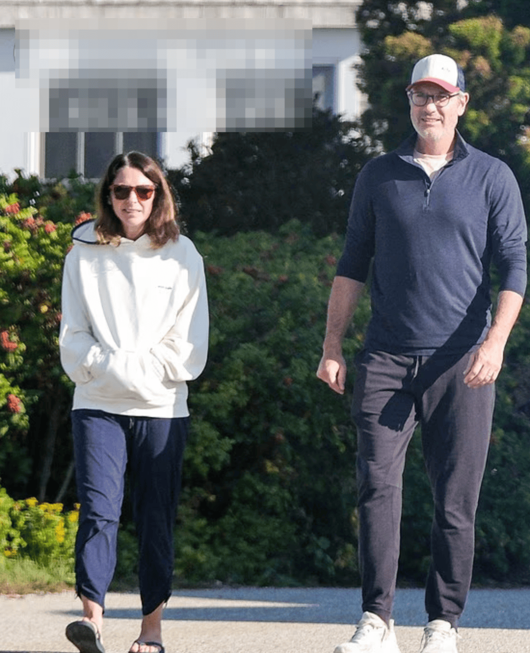 演唱会“出轨门”女方离婚进行时<strong></p>
<p>麦奇币行情</strong>,CEO男主被拍到戴婚戒与妻散步