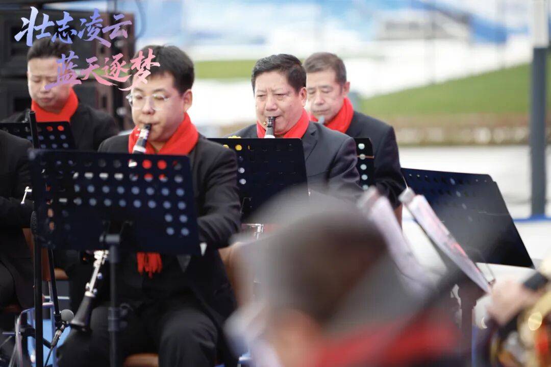 DNA彻底动了！全场跟唱<strong></p>
<p>gxs币交易</strong>，这氛围太顶了！