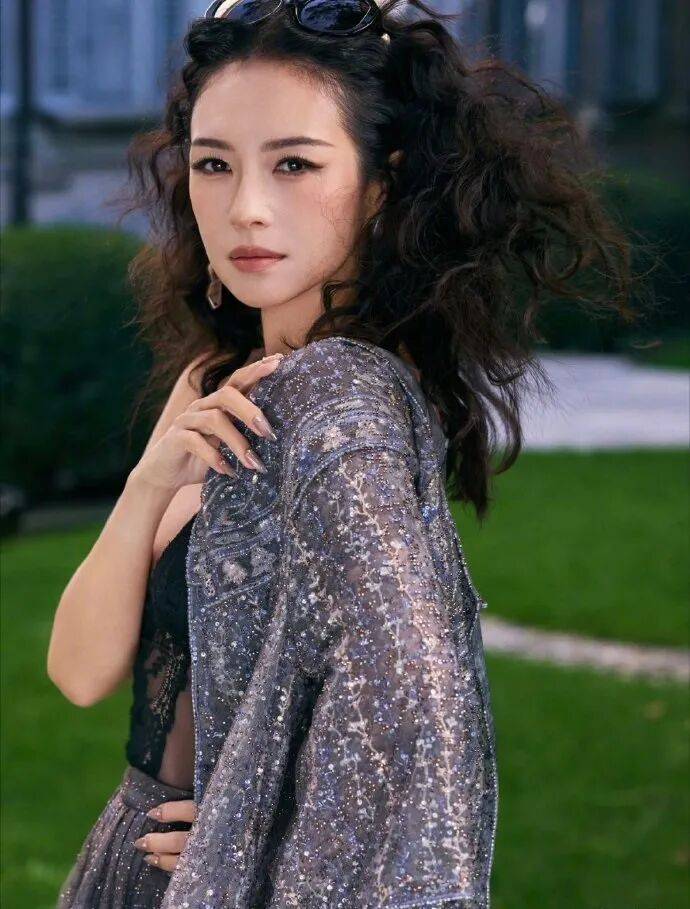 时装周上的女明星<strong></p>
<p>gxs币交易</strong>,秋冬氛围感一键封顶!