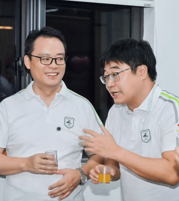 那个让老师骄傲的“调皮”班级！30年同学聚会<strong></p>
<p>龙渊币</strong>，还伴有一封来自贵州的感谢信