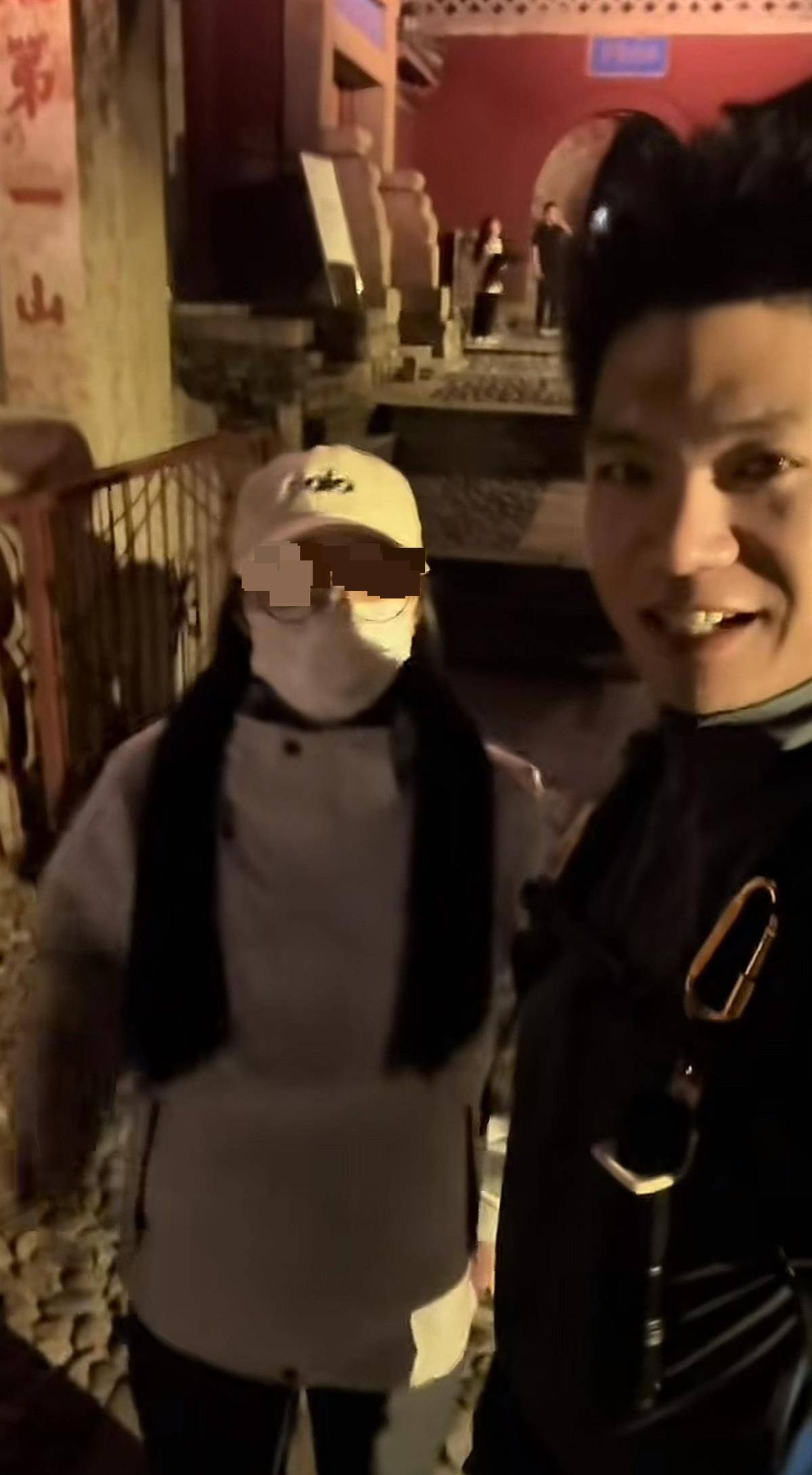 国庆长假结束泰山陪爬者晒业绩:80人团队接了200单<strong></p>
<p>币圈搬砖套利</strong>,如不下雨单量估计要多四倍,年入30万只是噱头