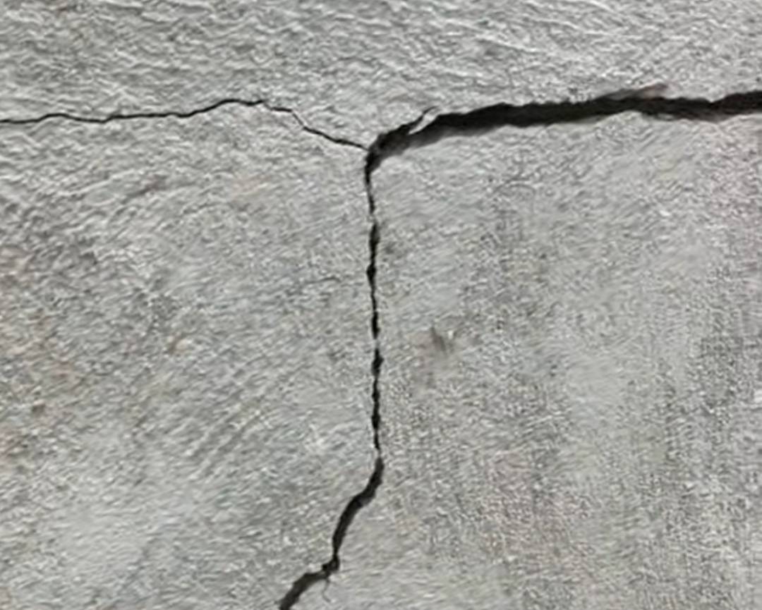 “业主私挖地下室致32户房屋开裂”进展:该业主已被逮捕<strong></p>
<p>手机炒币</strong>,受损房屋已进行基础加固