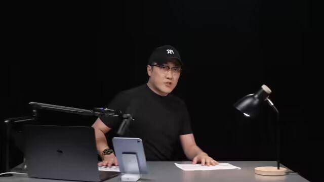 王自如曝格力高管工资7位数<strong></p>
<p>国币网</strong>，再回应“不看工资条”